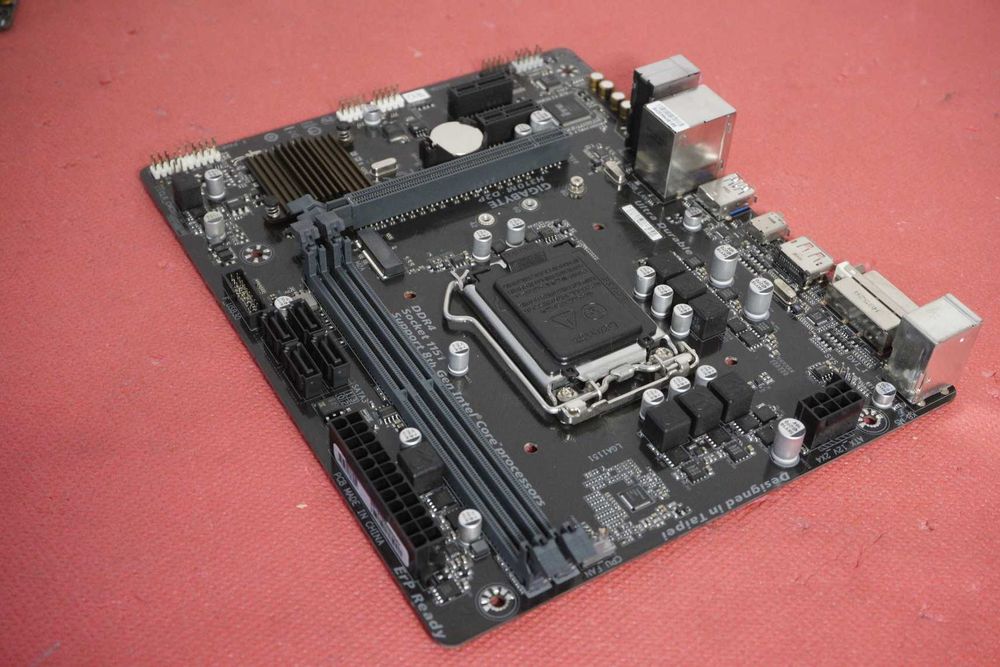 Дъно, дънна платка H310M D2P Gigabyte LGA 1151 за 8/9th Gen Intel