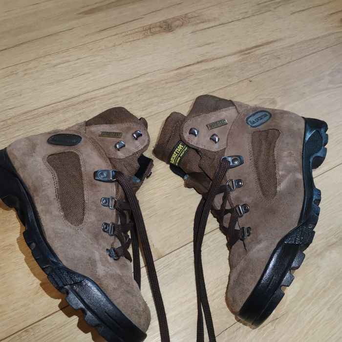 Bocanci La Sportiva nr. 39