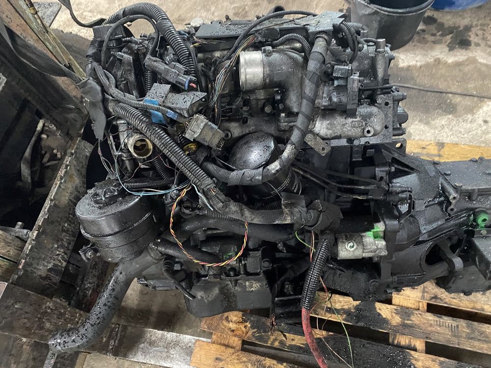 Motor iveco euro 4 3.0 diesel 6 trepte