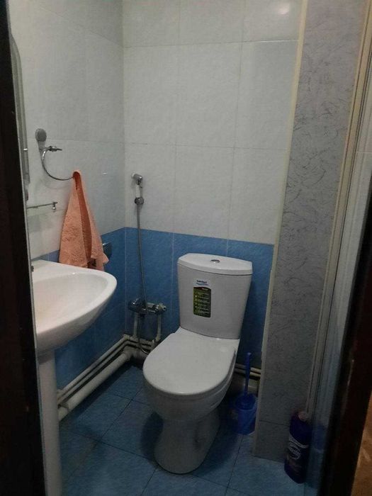 Сдается 2 комнатная 3 этаж Ганга