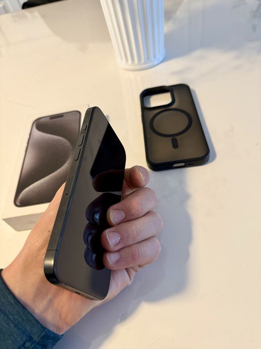 Iphone 15 PRO 512GB - Impecabil, exact ca si unul NOU