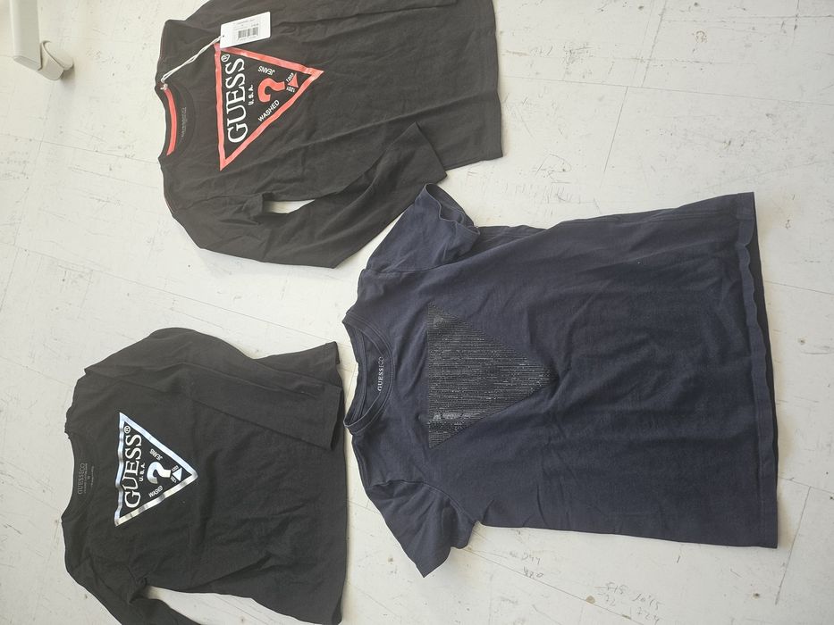 Guess тениски 10г и 8г.