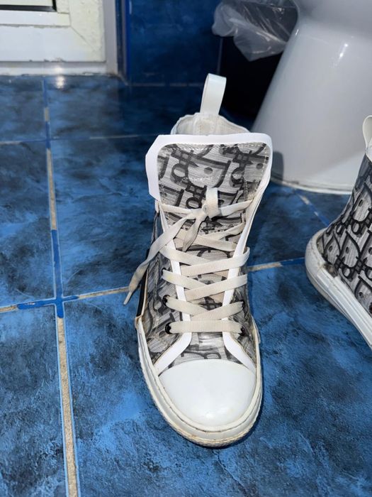 Dior B23 in stare buna