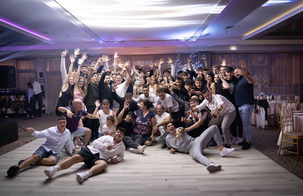 Fotograf/Videograf Nunta/botez/majorat/vanzari masini etc.