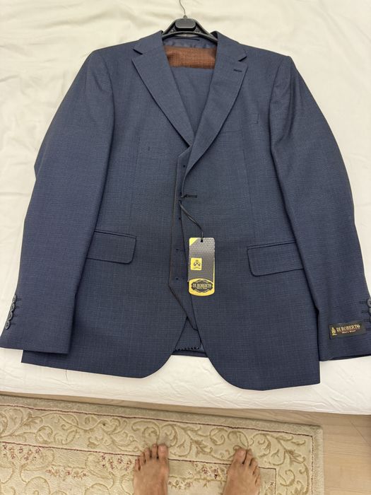 Костюм тройка бренда Roberto, новый