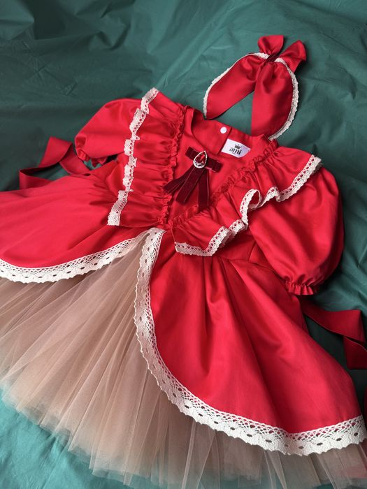 Платье для девочек ручной работы эксклюзивнве