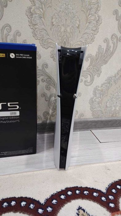 PlayStation 5 slim Yevropa region в Новий состояние 2джойстик игры
