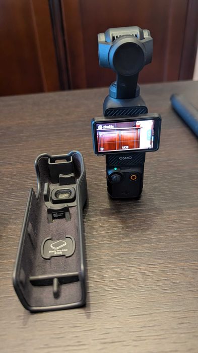 DJI Osmo Pocket 3 Creator Combo 64 gb  k&f cpl ND 2-32 mist newer cage