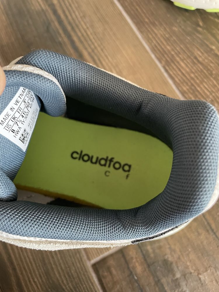 Маратонки Adidas 41,5