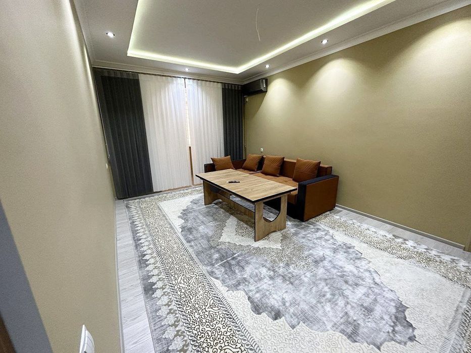 Yakkasaroy Kasmonavitlar metrosi