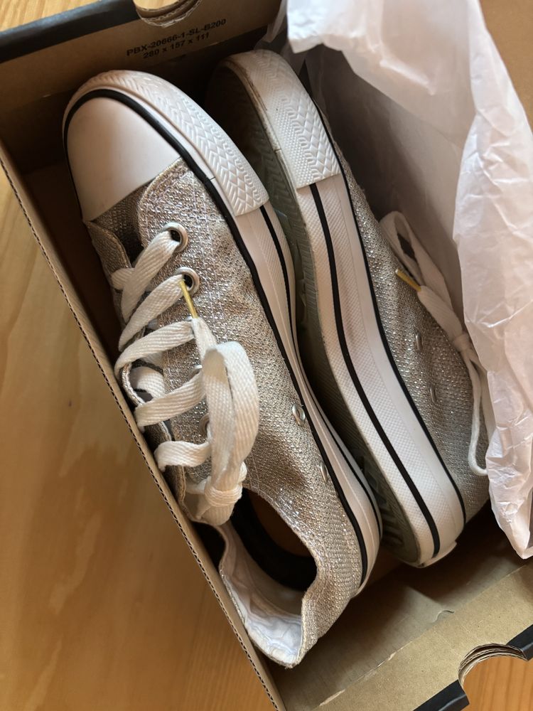 Convers сребристи гуменки