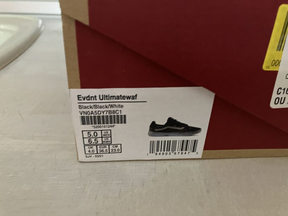 Нови Кецове / Маратонки Vans размер 36,5