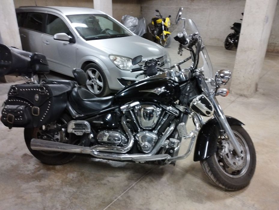 Продава се изгодно Kawasaki vulcan 2000 кубика