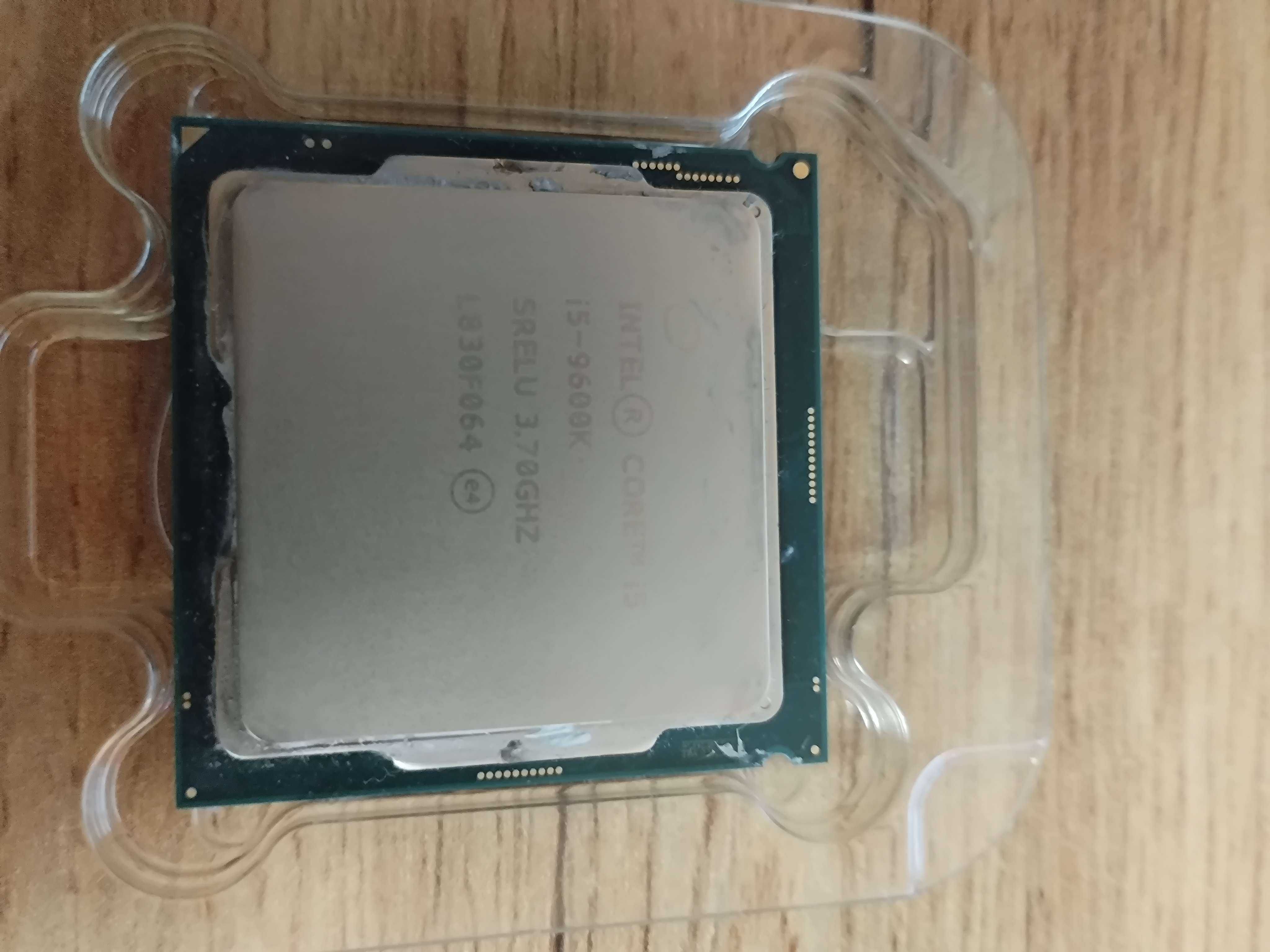 Процесор Intel core I5-9600K