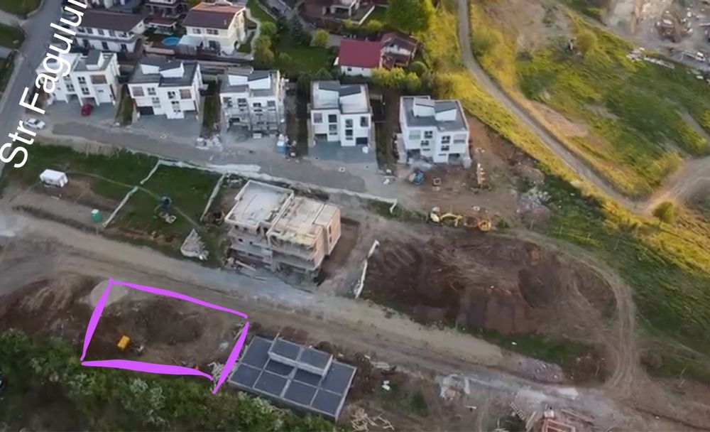 Vand teren cu AC pentru Duplex