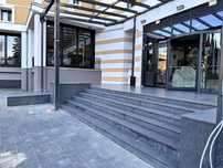 Granit (Steel Grey) pentru un exterior magnific