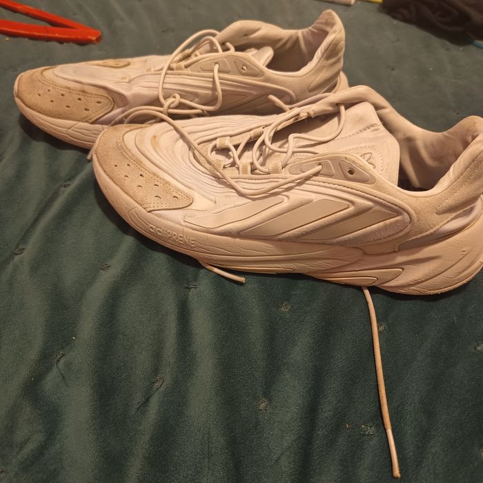 Adidași adidas Ozelia46
