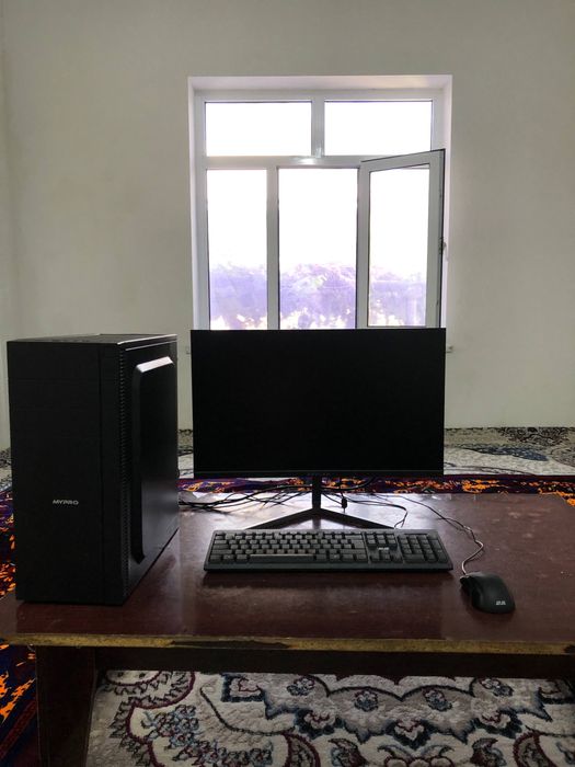 Srochna kampyuter sotiladi yap yangi terilgan