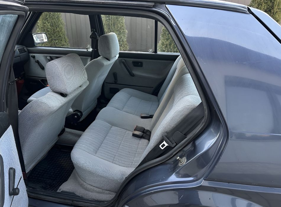 Volkswagen Golf 2