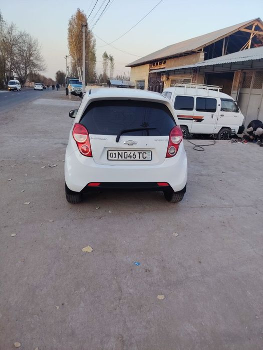 Спарк сотилади 2012 матор 1. Холати яхши.