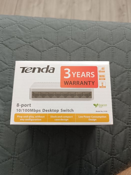 Switch Tenda 10/100 8porturi