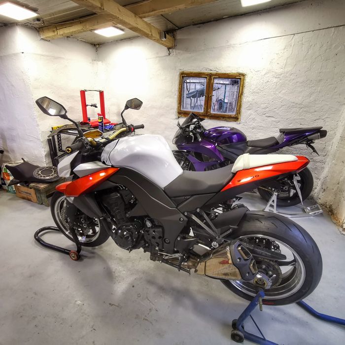 Vopsit Moto, Cauciucuri motor, Reparatii m