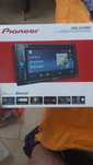 мултимедия Pioneer AVH-A210BT и FH-S820dab
