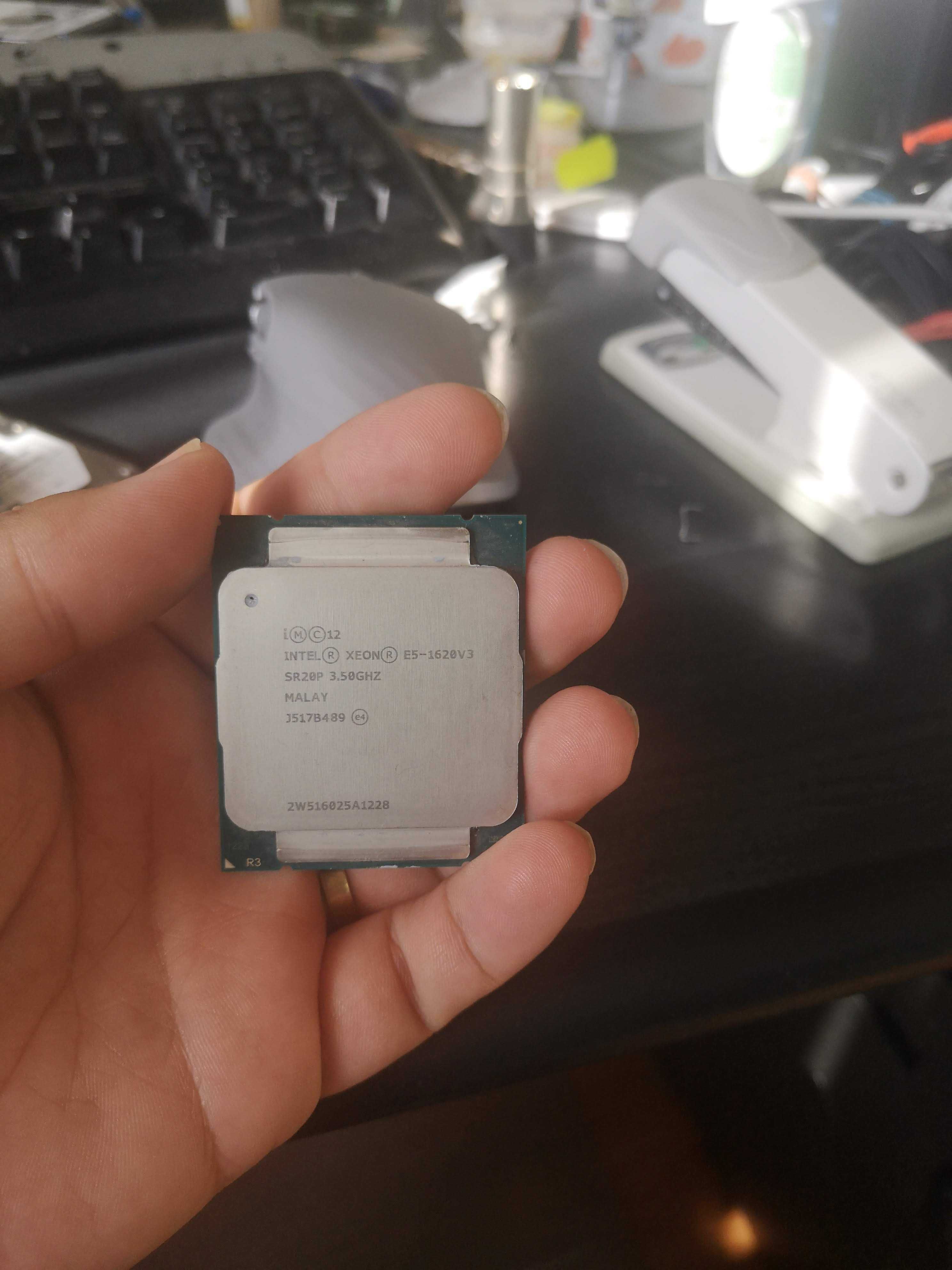 Procesor Xeon E5-1620 V3 Quad-Core 2.80 GHz Socket LGA2011