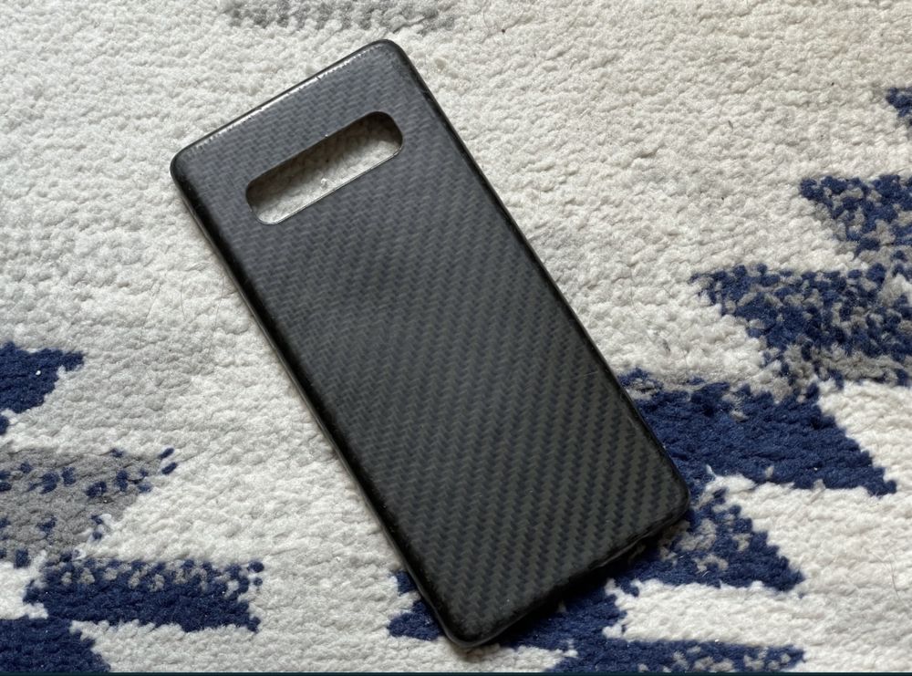 Husa carbon Pitaka pt Samsung Galaxy S10 Plus
