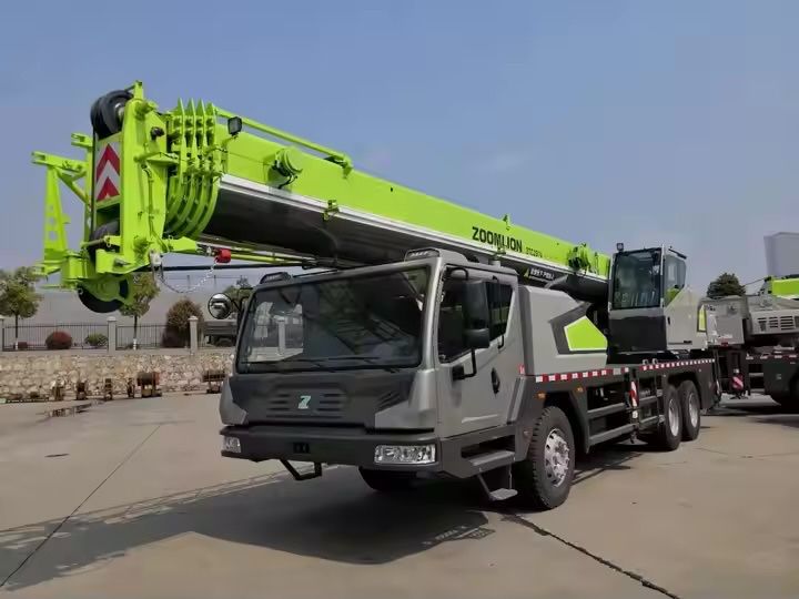 Avtokran Zoomlion ZTC 500 A562 50 tonnalik