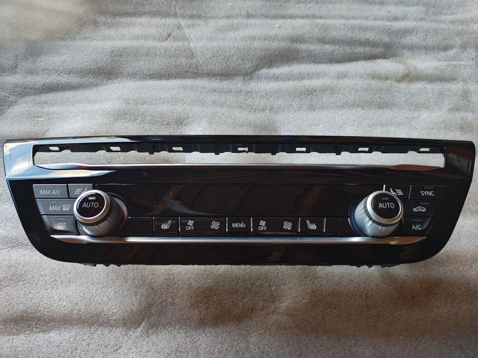 Panou clima  Panou AC Climatronic BMW Seria 5 G30 G31 cod 7947868