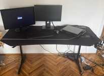 Birou Gaming Arka Chairs