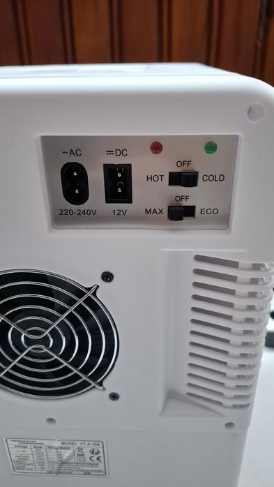 Мини хладилник NORTHCLAN 15 л, с 220 V AC/12 V DC,двоен режим