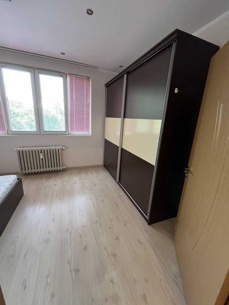 Дава се под наем Тристаен апартамент в Пловдив, Кършияка - 110 кв.м за 550 € - Снимка #10