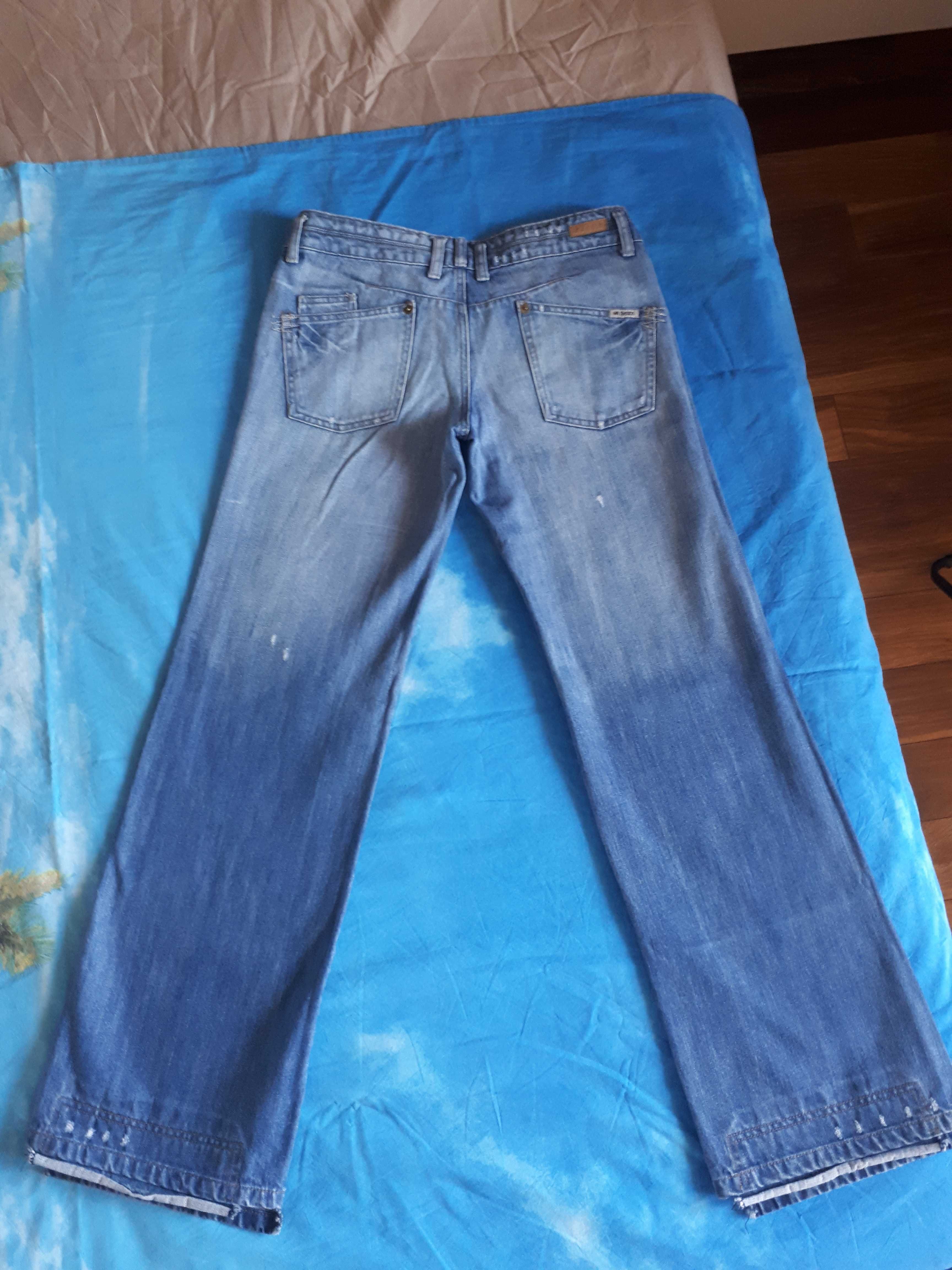 Панталони United Colors of Benetton, Pause Jeans, дънки Mango и др.