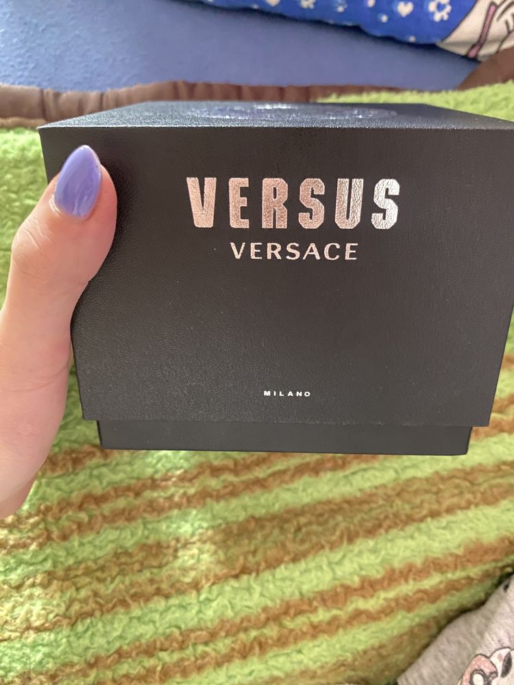 Ceas de Dama Versus Versace