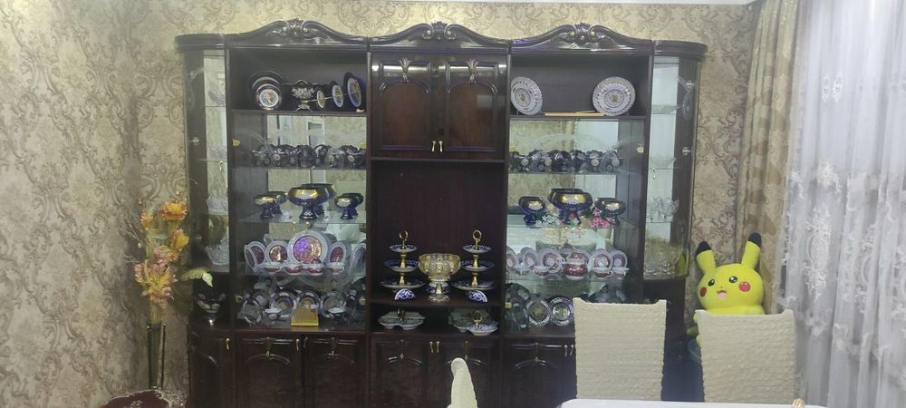 Лиза мебели сотилади