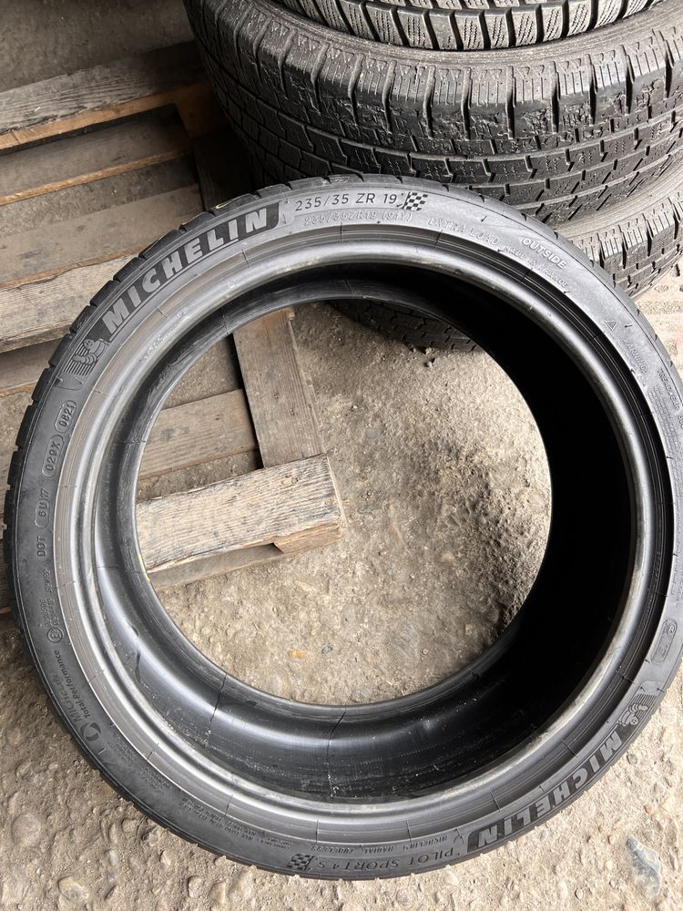 4 anvelope vara 235/35/19 , Michelin !