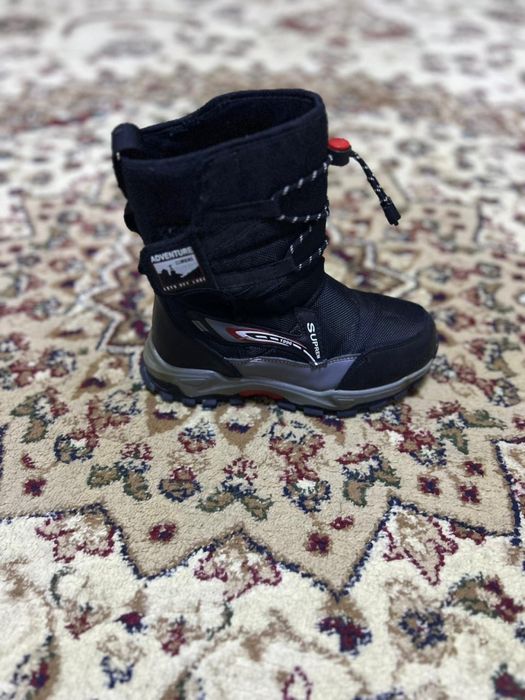 Детские ботинки