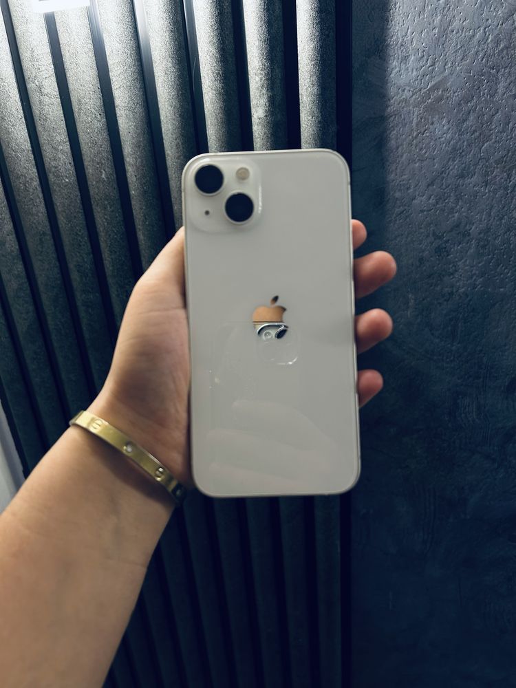 Срочно продается iPhone 13(128гб)