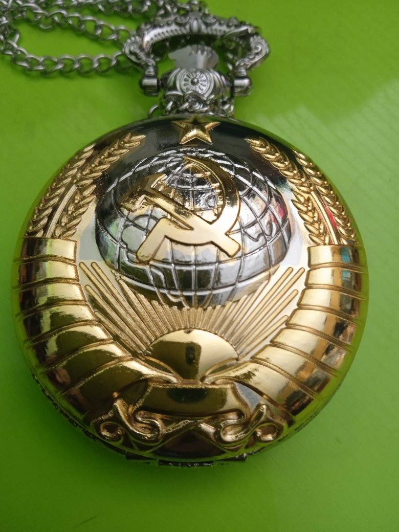Джобен часовник винтидж.Герба на СССР
