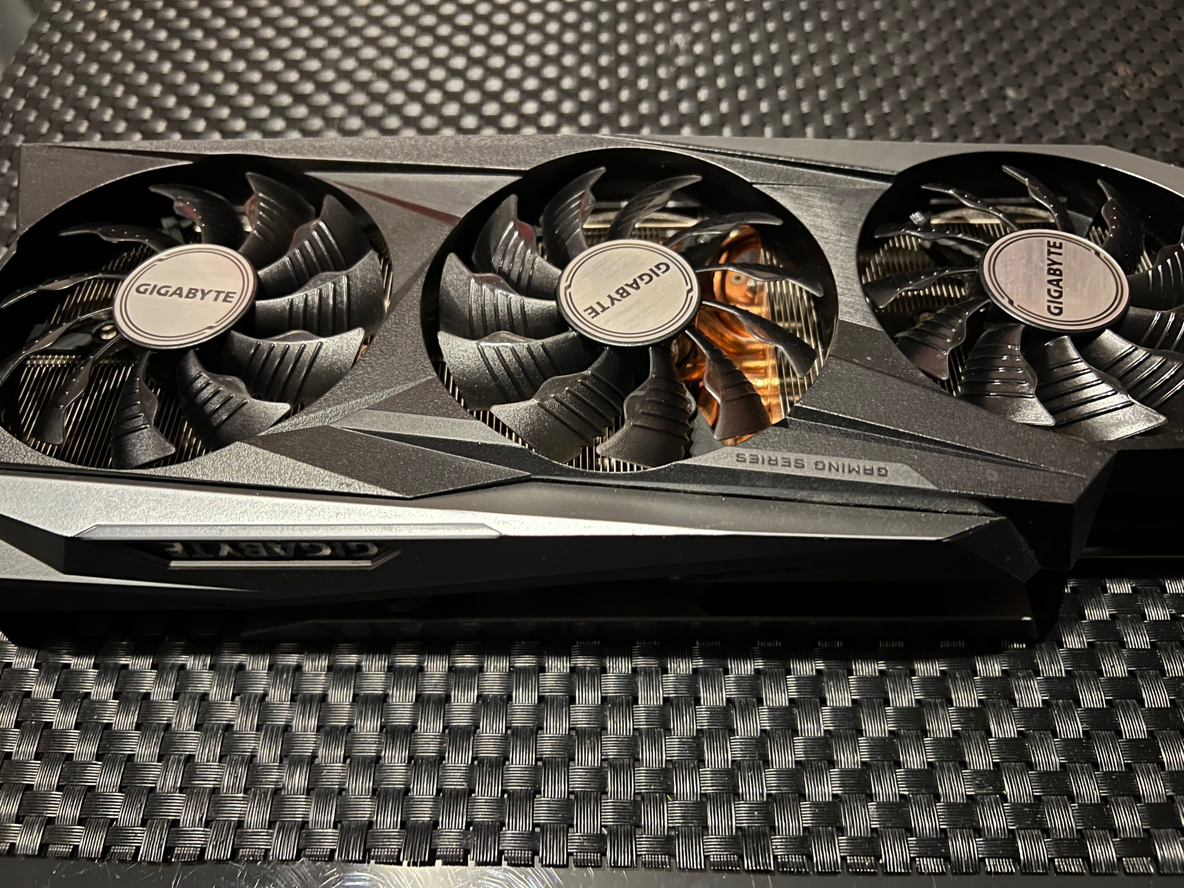 GIGABYTE GeForce RTX 3080, 10GB, 6 бр.
