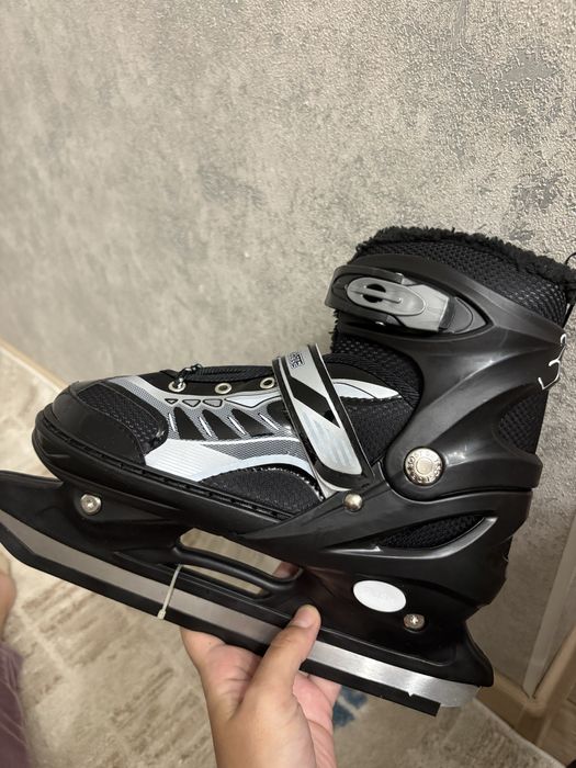 Раздвижные коньки новые