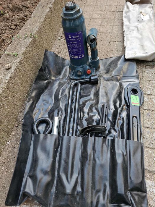 Бусови крикове и комплекти