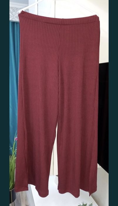 Pantaloni dama  evazati