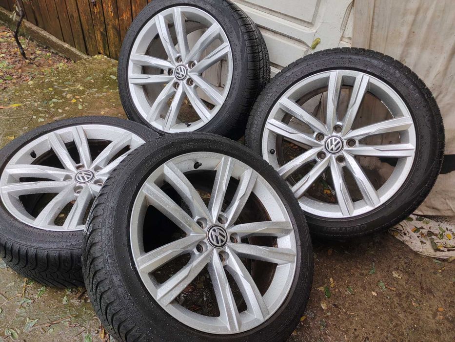 VW Passat  Dartford  235/45R18 iarna