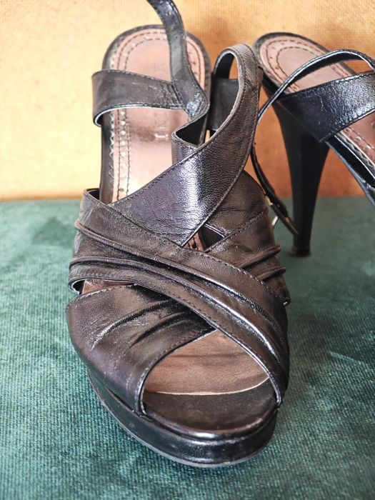 Естествена кожа сандали