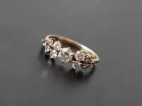 Inel deosebit de logodna cu 11 diamante naturale (certificat GIA)