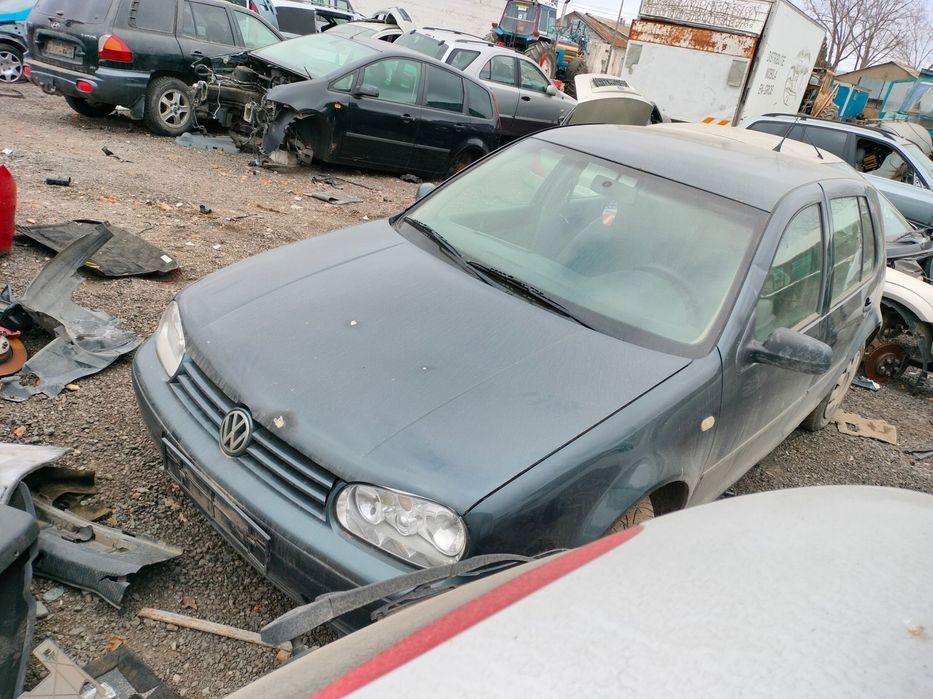 Dezmembrari  VW GOLF 4  1997  > 2006 1.6 Benzina