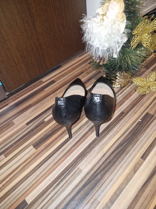 Pantofi negri stiletto Karl Lagerfeld Paris